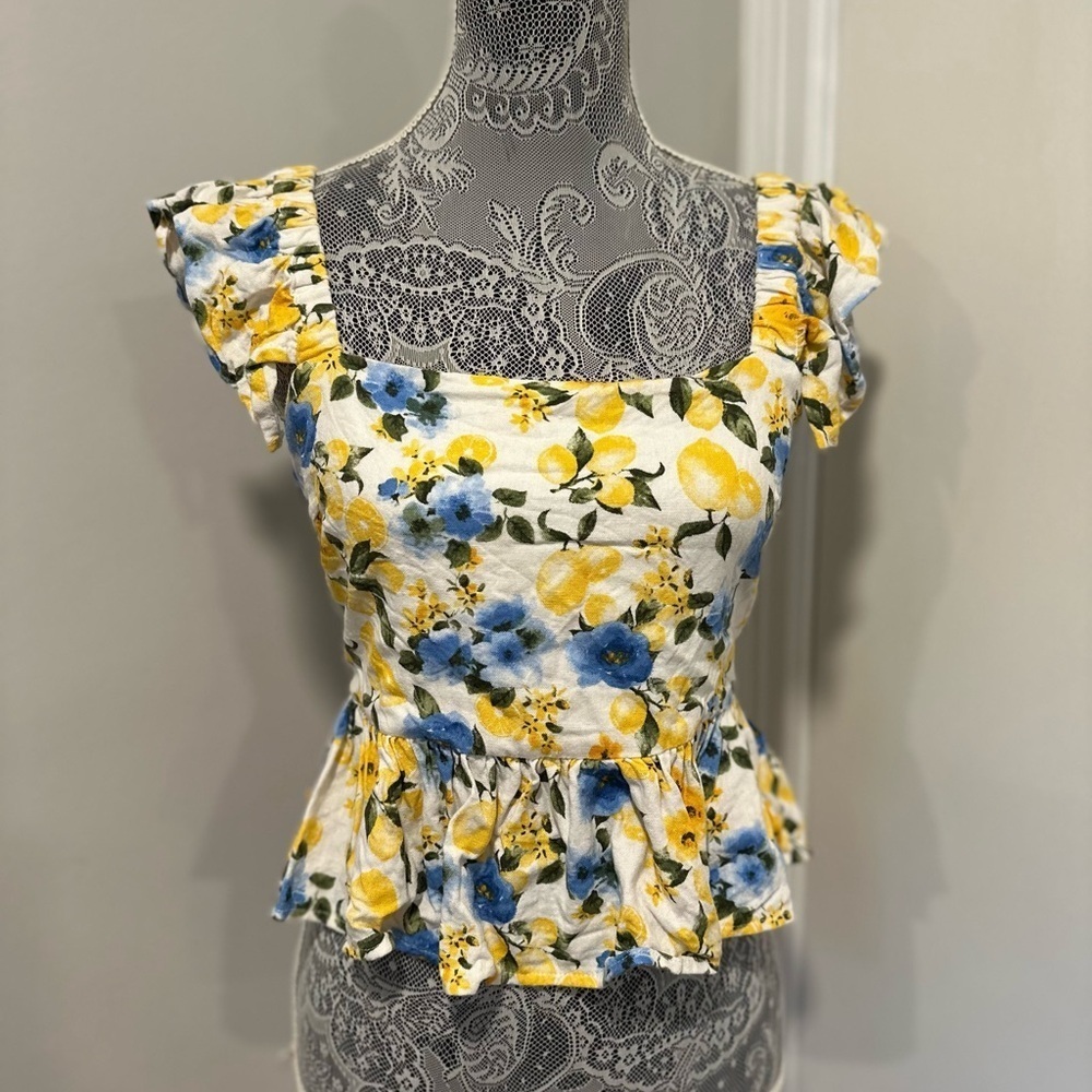 Francesca's Collections White Floral Peplum Tank with Yellow & Blue Flowers